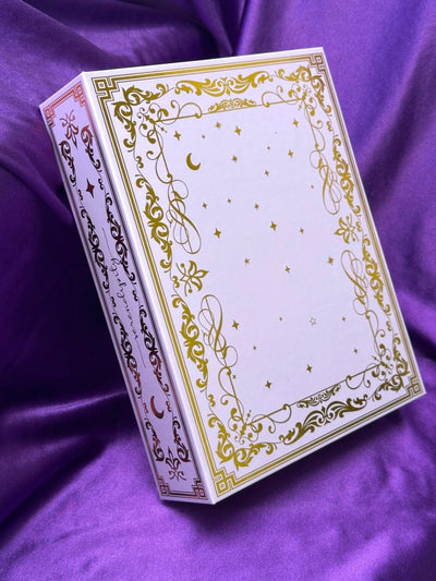 Enchanted chronicles  gift/memento box